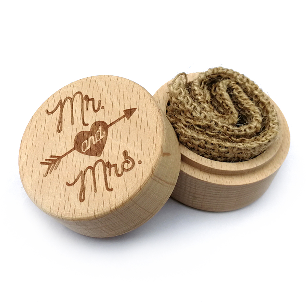 thumbnail image 2 of Caja para Anillos Haya Redonda Personalizada Con Marco Caja para Anillos Boda Campestre (JM01520) Mr And MrsTXW#301987.01, 2 of 10