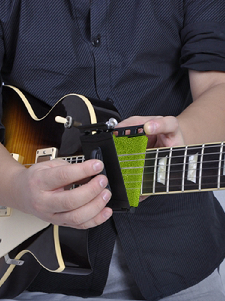 thumbnail image 4 of Limpiador Cepillo Tablero Cuerdas Guitarra Depurador Cuidado Mantenimiento para Eléctrica, 4 of 10