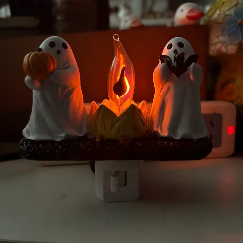 thumbnail image 2 of Lámpara Fuego Espeluznante 3D Con Nocturna Parpadeante Fogata Gato Y Bruja (EE. UU.), 2 of 2