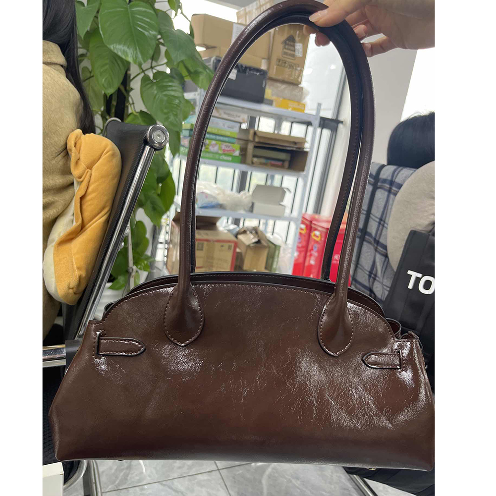 thumbnail image 2 of Bagboston (marrón), 2 of 2