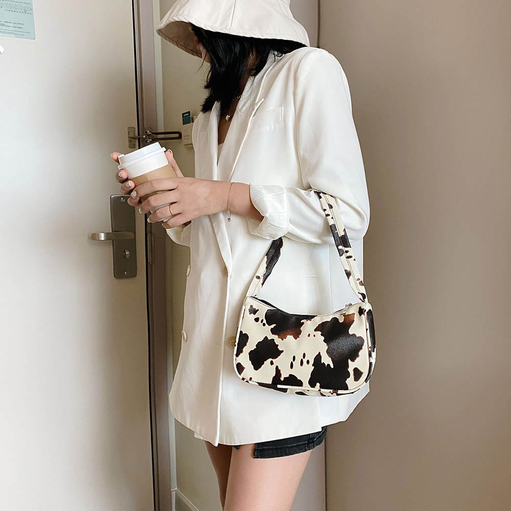 thumbnail image 4 of WDOplteas Bolso Mano Con Lunares Vaca para Mujer Bolso Pequeño Hombro para Axilas (beige), 4 of 10